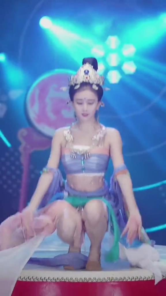 恒大歌舞團(tuán)的含金量！以前許家印才能看的舞蹈現(xiàn)在我也能看了