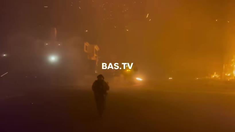 瘋狂的一幕！洛杉磯火災(zāi)中攝影佬冒死拍攝