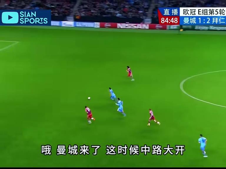 物是人非！這時(shí)候的瓜帥能想到自己未來(lái)會(huì)入主曼城嗎？