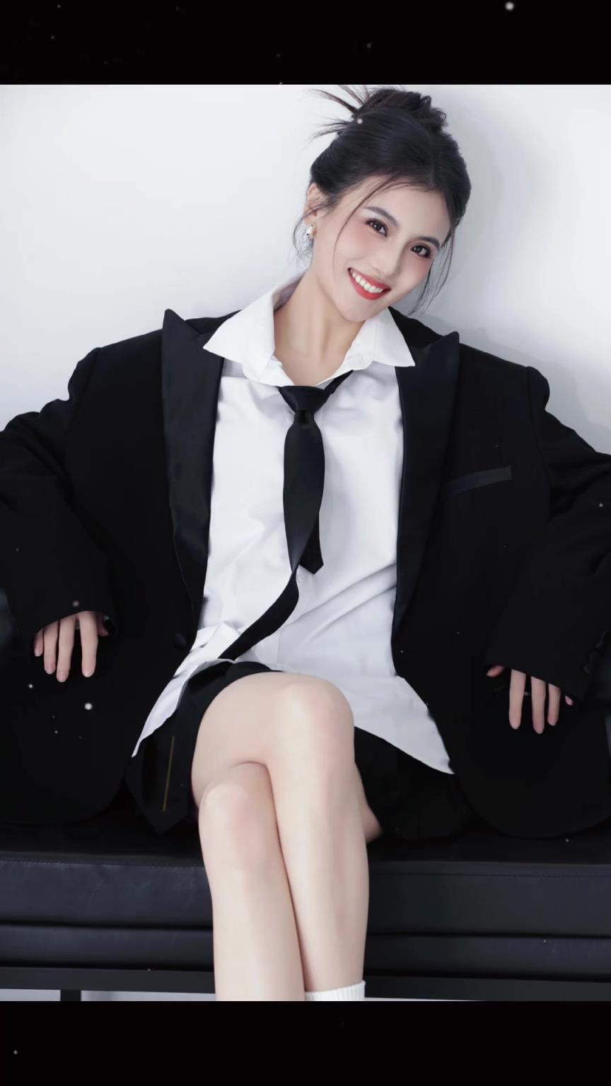 趙繼偉媳婦更新近照，她真的很漂亮啊！