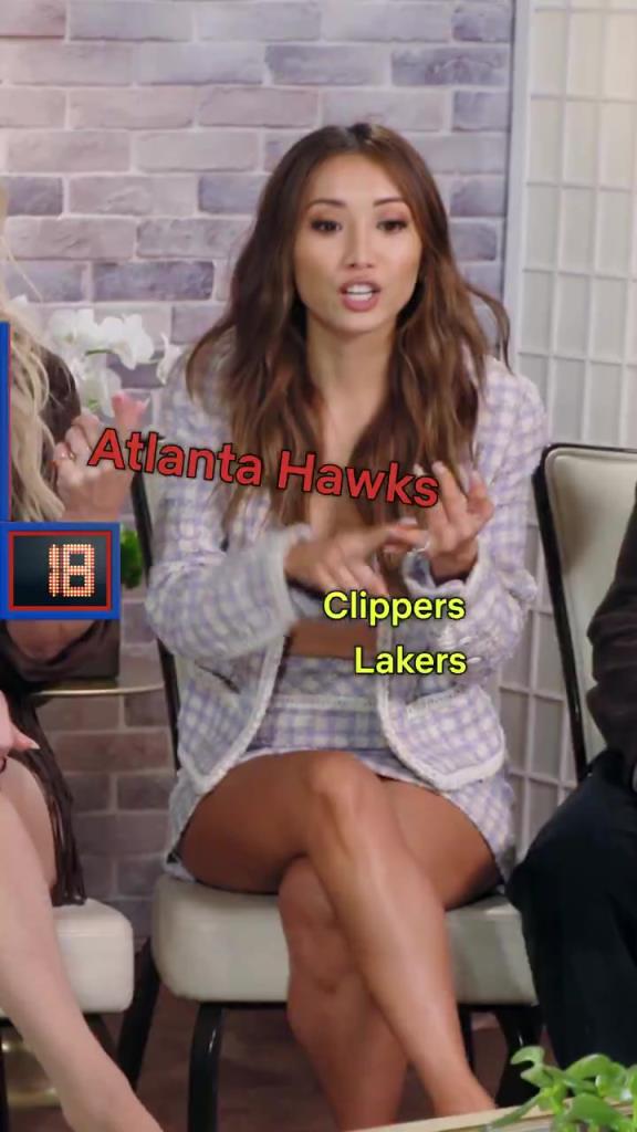 讓幾位美女說出NBA30支球隊的名字，結(jié)果妹子說了5次湖人